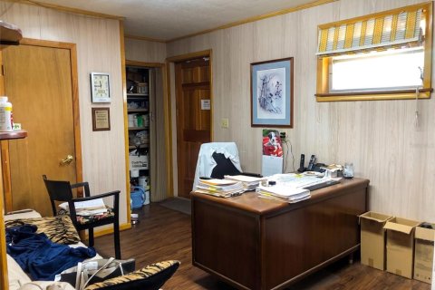 Commercial property in Bowling Green, Florida 360.46 sq.m. № 2318866 - photo 22