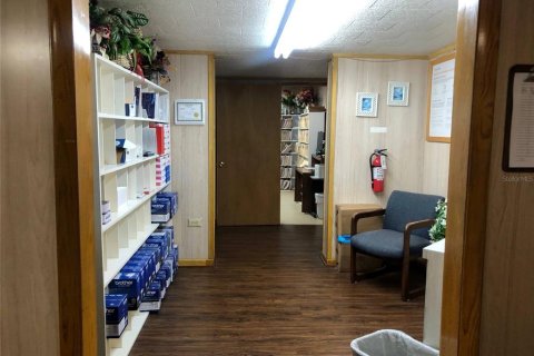 Commercial property in Bowling Green, Florida 360.46 sq.m. № 2318866 - photo 7