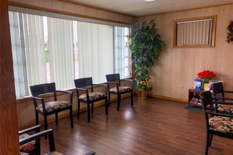 Commercial property in Bowling Green, Florida 360.46 sq.m. № 2318866 - photo 4