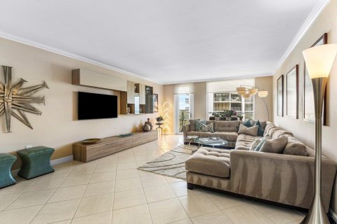 Купить кондоминиум в Палм-Бич, Флорида 5 комнат, 143.81м2, № 2085535 - фото 9