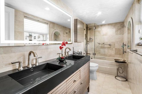Купить кондоминиум в Палм-Бич, Флорида 5 комнат, 143.81м2, № 2085535 - фото 27