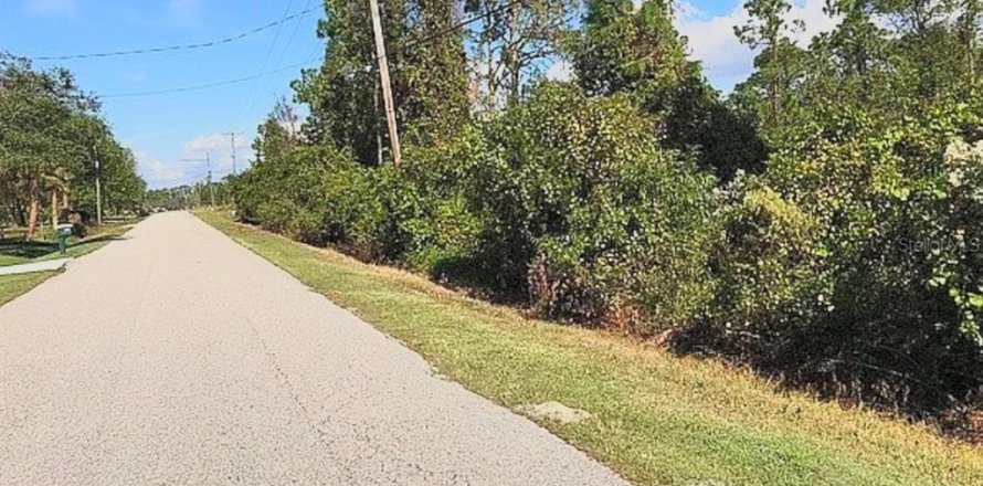 Land in Sebring, Florida № 2122996