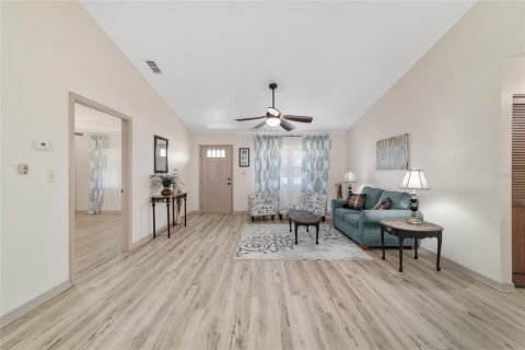Casa en venta en Ocala, Florida, 3 dormitorios, 158.49 m2 № 2124226 - foto 8