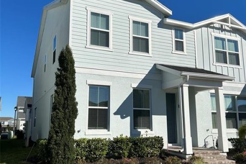 Townhouse in Winter Garden, Florida 4 bedrooms, 204.11 sq.m. № 2353400 - photo 2