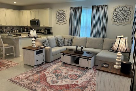 Townhouse in Winter Garden, Florida 4 bedrooms, 204.11 sq.m. № 2353400 - photo 20
