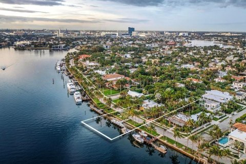 Casa en venta en Fort Lauderdale, Florida, 5 dormitorios, 556.95 m2 № 2246571 - foto 2