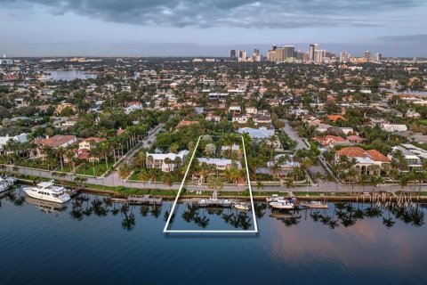 Casa en Fort Lauderdale, Florida 5 dormitorios, 556.95 m2 № 2246571