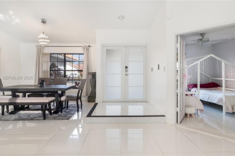 Купить виллу или дом в Корал-Спрингс, Флорида 4 спальни, № 2028965 - фото 10