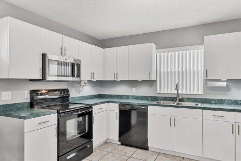 Casa en venta en Bradenton, Florida, 2 dormitorios, 112.23 m2 № 1630522 - foto 10