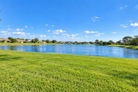 House in Kissimmee, Florida 3 bedrooms, 99.41 sq.m. № 2418651 - photo 14
