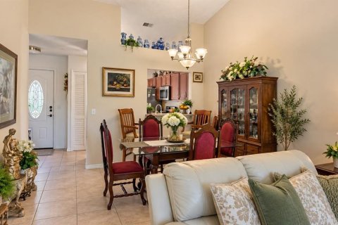 House in Kissimmee, Florida 3 bedrooms, 99.41 sq.m. № 2418651 - photo 6