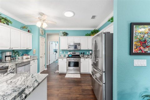 House in Summerfield, Florida 3 bedrooms, 210.61 sq.m. № 1740953 - photo 18