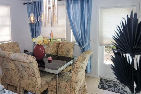 Condominio en venta en Port Charlotte, Florida, 2 dormitorios, 96.53 m2 № 1622060 - foto 11