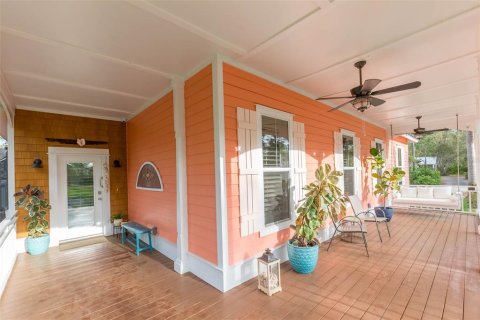 Casa en venta en New Smyrna Beach, Florida, 3 dormitorios, 176.79 m2 № 1884456 - foto 2