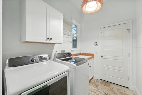 Casa en venta en New Smyrna Beach, Florida, 3 dormitorios, 176.79 m2 № 1884456 - foto 23