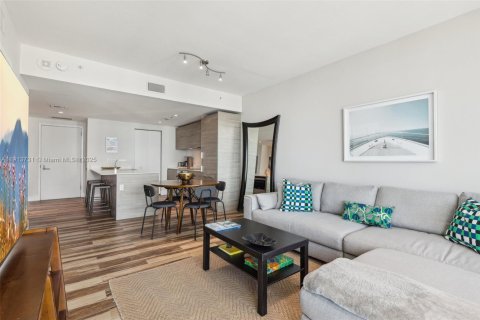 Copropriété à vendre à Miami, Floride: 1 chambre, 64.94 m2 № 2082395 - photo 3