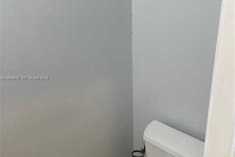 Купить виллу или дом в Пемброк-Пайнс, Флорида 4 спальни, 217.3м2, № 1997571 - фото 27