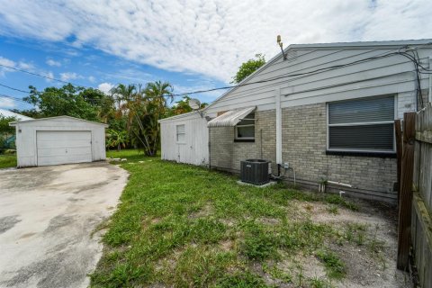 Casa en venta en West Palm Beach, Florida, 3 dormitorios, 101.26 m2 № 2078597 - foto 4
