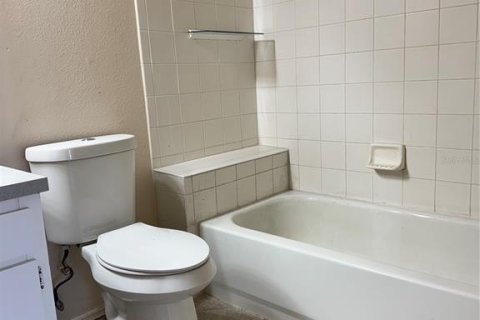 Adosado en alquiler en Tampa, Florida, 2 dormitorios, 110 m2 № 1901689 - foto 16