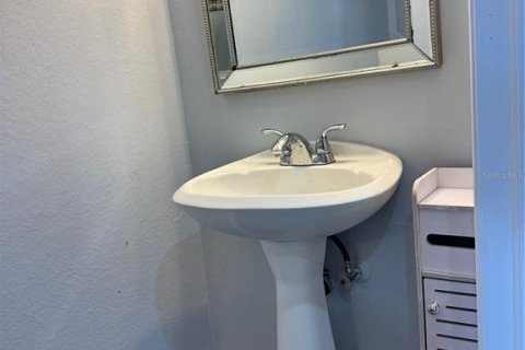 Adosado en alquiler en Tampa, Florida, 2 dormitorios, 110 m2 № 1901689 - foto 8