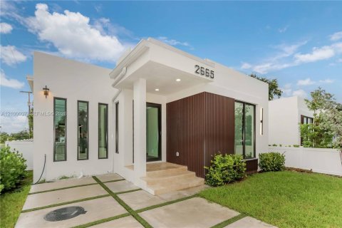 Villa ou maison à vendre à Hollywood, Floride: 4 chambres, 188.59 m2 № 2399897 - photo 28