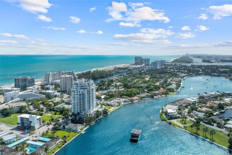 Condo in Fort Lauderdale, Florida, 3 bedrooms  № 2081163 - photo 7
