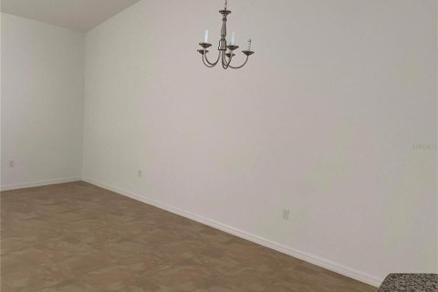 Снять в аренду квартиру в Палм-Кост, Флорида 3 комнаты, 112.41м2, № 1822876 - фото 5