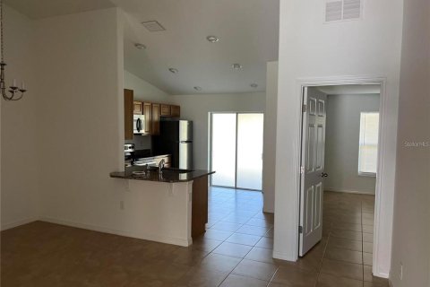 Снять в аренду квартиру в Палм-Кост, Флорида 3 комнаты, 112.41м2, № 1822876 - фото 9