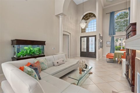 House in Davenport, Florida 4 bedrooms, 376.16 sq.m. № 1624644 - photo 8