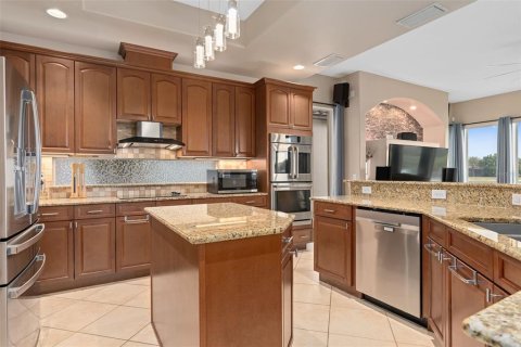 House in Davenport, Florida 4 bedrooms, 376.16 sq.m. № 1624644 - photo 27
