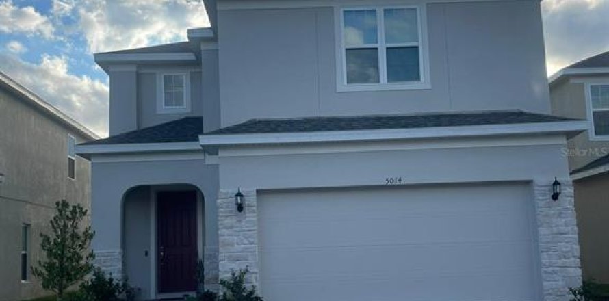 House in CYPRESS HAMMOCK in Kissimmee, Florida 4 bedrooms, 235.23 sq.m. № 1631498