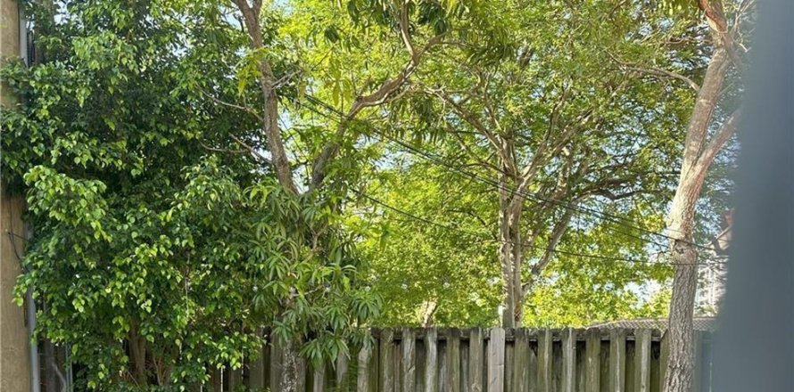 Villa ou maison à Fort Lauderdale, Floride 2 chambres, 111.48 m2 № 1228759