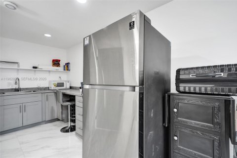 Купить виллу или дом в Холливуд, Флорида 4 спальни, 233.28м2, № 2027242 - фото 25