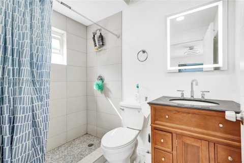 Купить виллу или дом в Холливуд, Флорида 4 спальни, 233.28м2, № 2027242 - фото 19