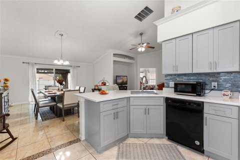 Villa ou maison à vendre à Clermont, Floride: 3 chambres, 140.84 m2 № 2405128 - photo 14