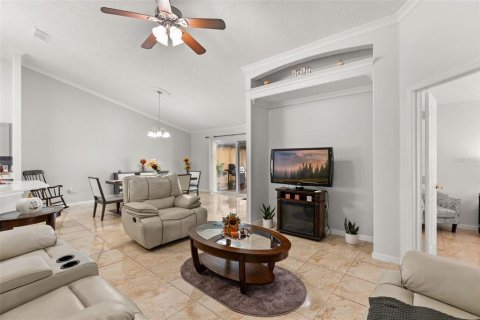 Villa ou maison à vendre à Clermont, Floride: 3 chambres, 140.84 m2 № 2405128 - photo 4