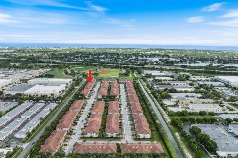 Casa en venta en Boynton Beach, Florida, 3 dormitorios, 205.22 m2 № 1925159 - foto 23