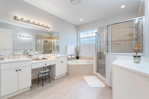 Casa en venta en Boynton Beach, Florida, 3 dormitorios, 205.22 m2 № 1925159 - foto 14
