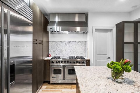 Villa ou maison à vendre à Miami Beach, Floride: 5 chambres, 374.86 m2 № 1974966 - photo 21