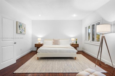 Villa ou maison à vendre à Miami Beach, Floride: 5 chambres, 374.86 m2 № 1974966 - photo 24