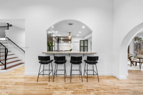 Villa ou maison à vendre à Miami Beach, Floride: 5 chambres, 374.86 m2 № 1974966 - photo 19