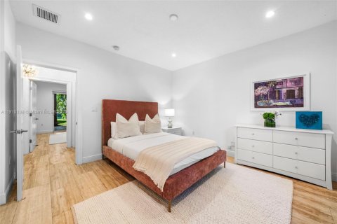 Villa ou maison à vendre à Miami Beach, Floride: 5 chambres, 374.86 m2 № 1974966 - photo 30