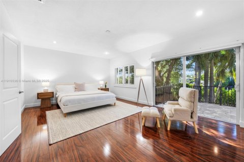 Villa ou maison à vendre à Miami Beach, Floride: 5 chambres, 374.86 m2 № 1974966 - photo 23