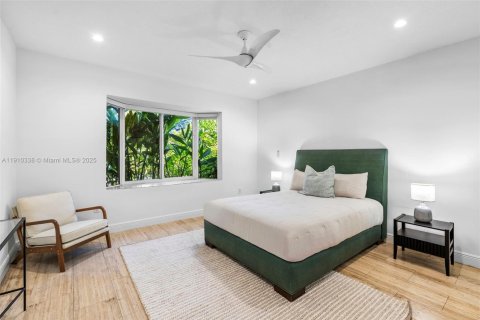 Villa ou maison à vendre à Miami Beach, Floride: 5 chambres, 374.86 m2 № 1974966 - photo 27