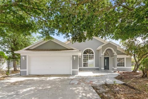 House in Kissimmee, Florida 3 bedrooms, 131.09 sq.m. № 2101959