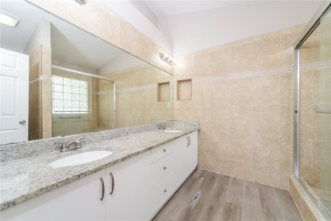 Купить виллу или дом в Киссимми, Флорида 3 комнаты, 131.09м2, № 2101959 - фото 15