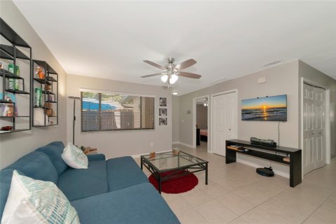 Villa ou maison à vendre à Pinellas Park, Floride: 2 chambres, 84.54 m2 № 1769066 - photo 5