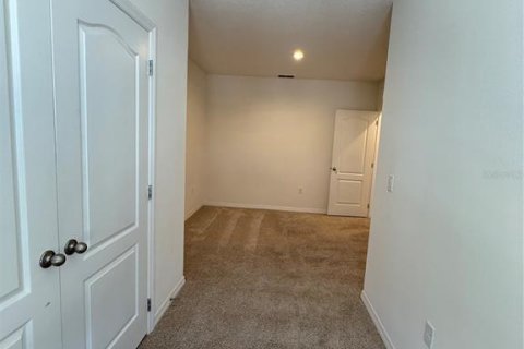 Townhouse in Davenport, Florida 3 bedrooms, 159.79 sq.m. № 1898736 - photo 6