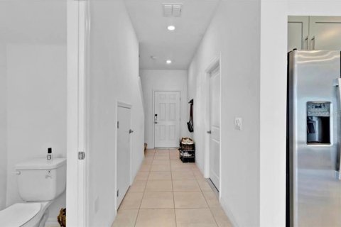 Снять в аренду таунхаус в Киссимми, Флорида 1 комната, 144.46м2, № 1844708 - фото 16