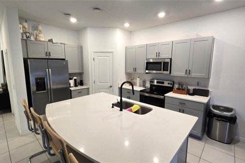 Снять в аренду таунхаус в Киссимми, Флорида 1 комната, 144.46м2, № 1844708 - фото 7